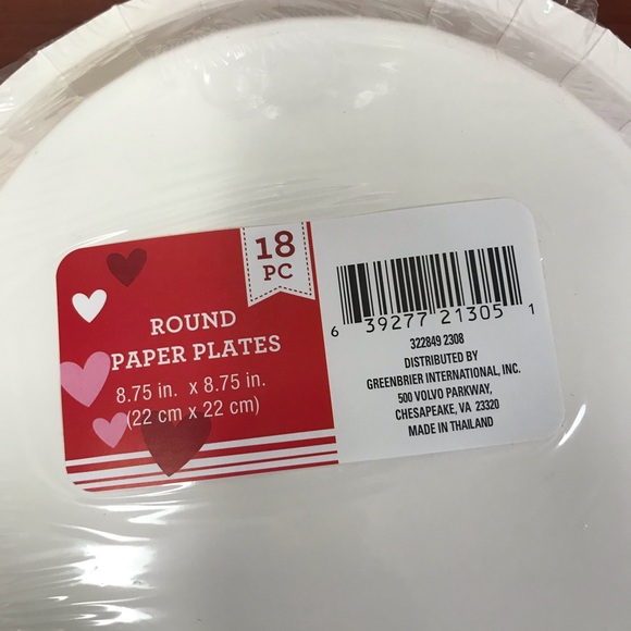 Valentine Hearts 5 pc Party Set - Picture 6 of 10